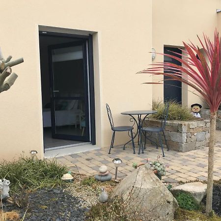 Les Sables Bed and Breakfast Santec Buitenkant foto