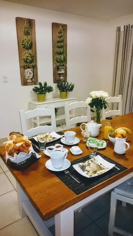 Les Sables Bed and Breakfast Santec Buitenkant foto