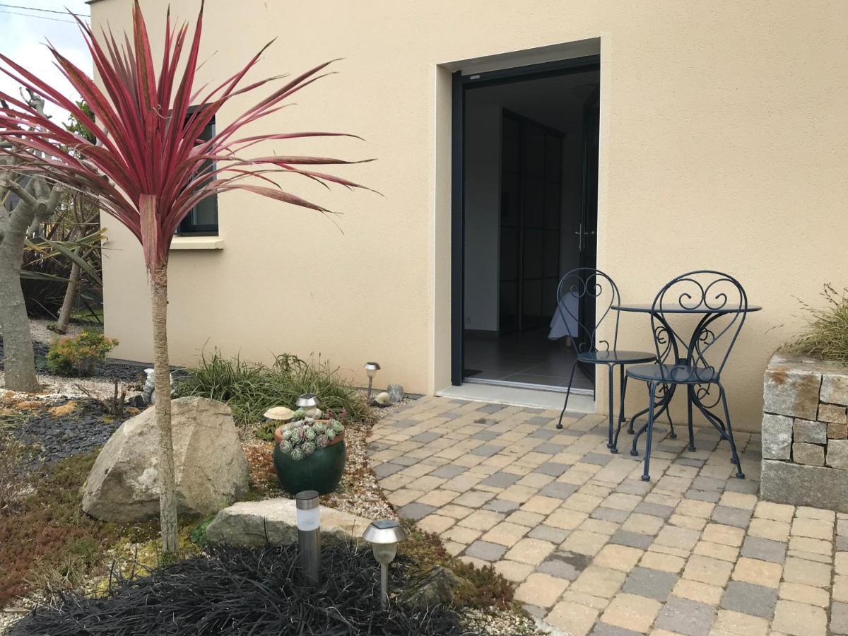 Les Sables Bed and Breakfast Santec Buitenkant foto