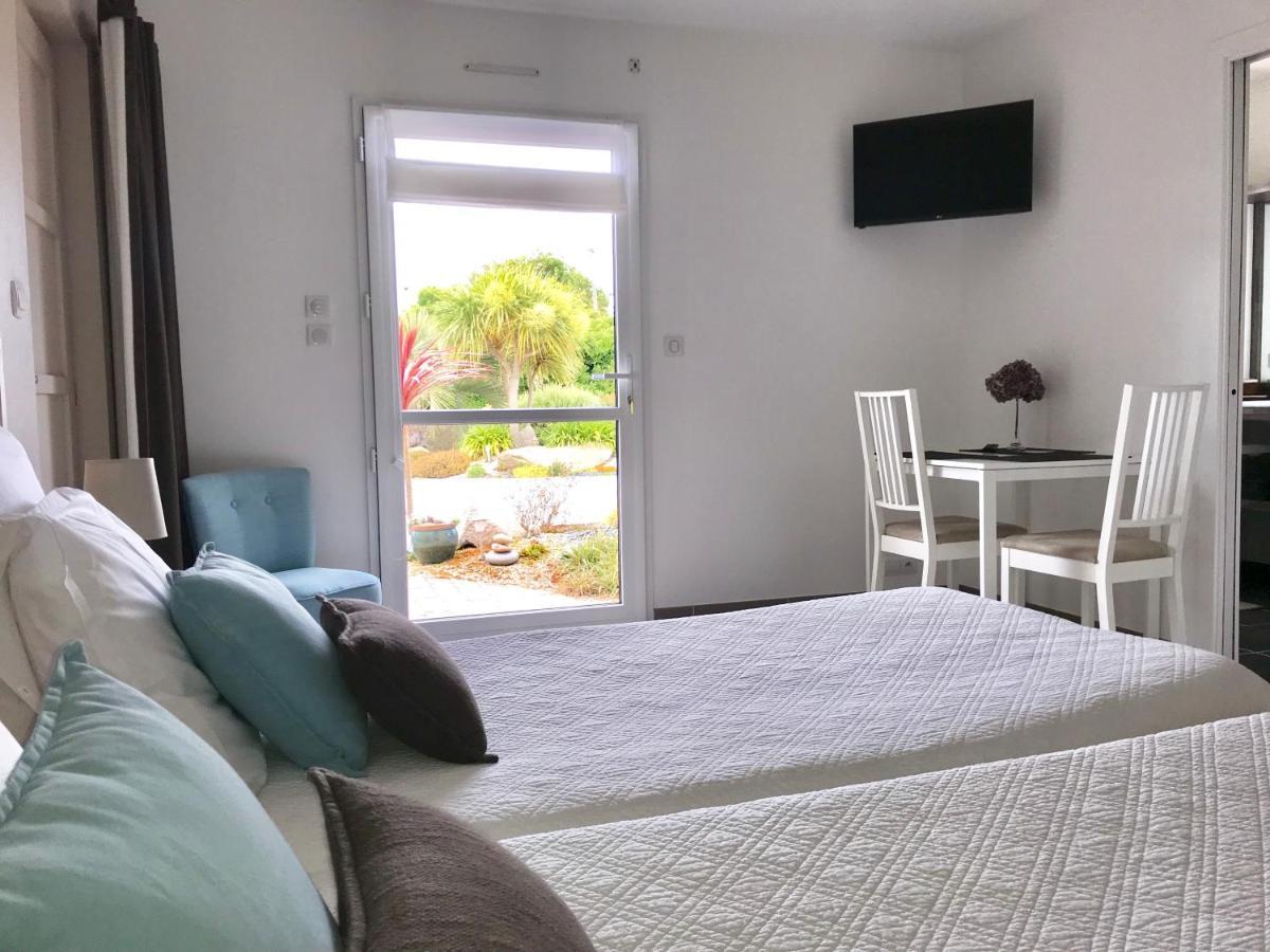 Les Sables Bed and Breakfast Santec Buitenkant foto
